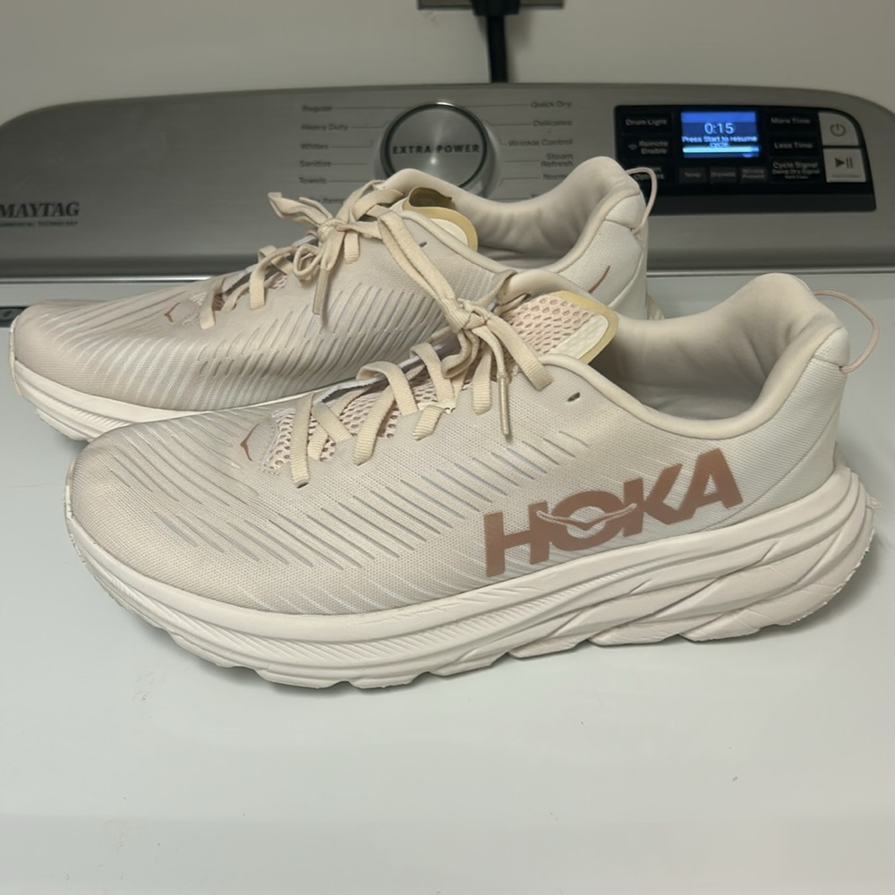 HOKA RINCON 3